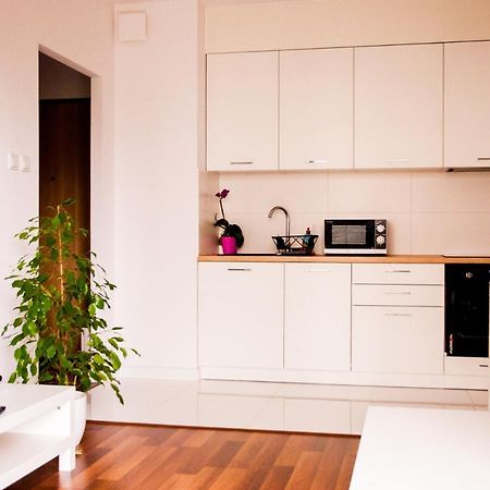Apartament Rosso Лодз Екстериор снимка